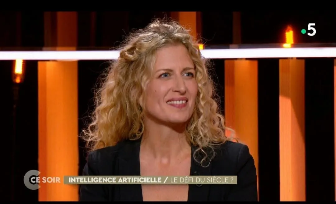 Juliette Duquesne sur le plateau de C ce soir